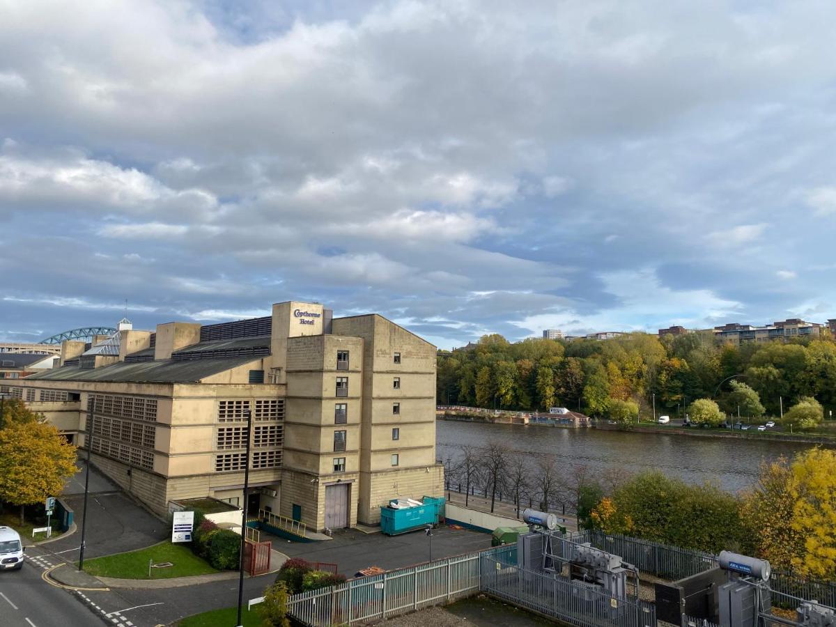 Alexander Apartments Newcastle City エクステリア 写真